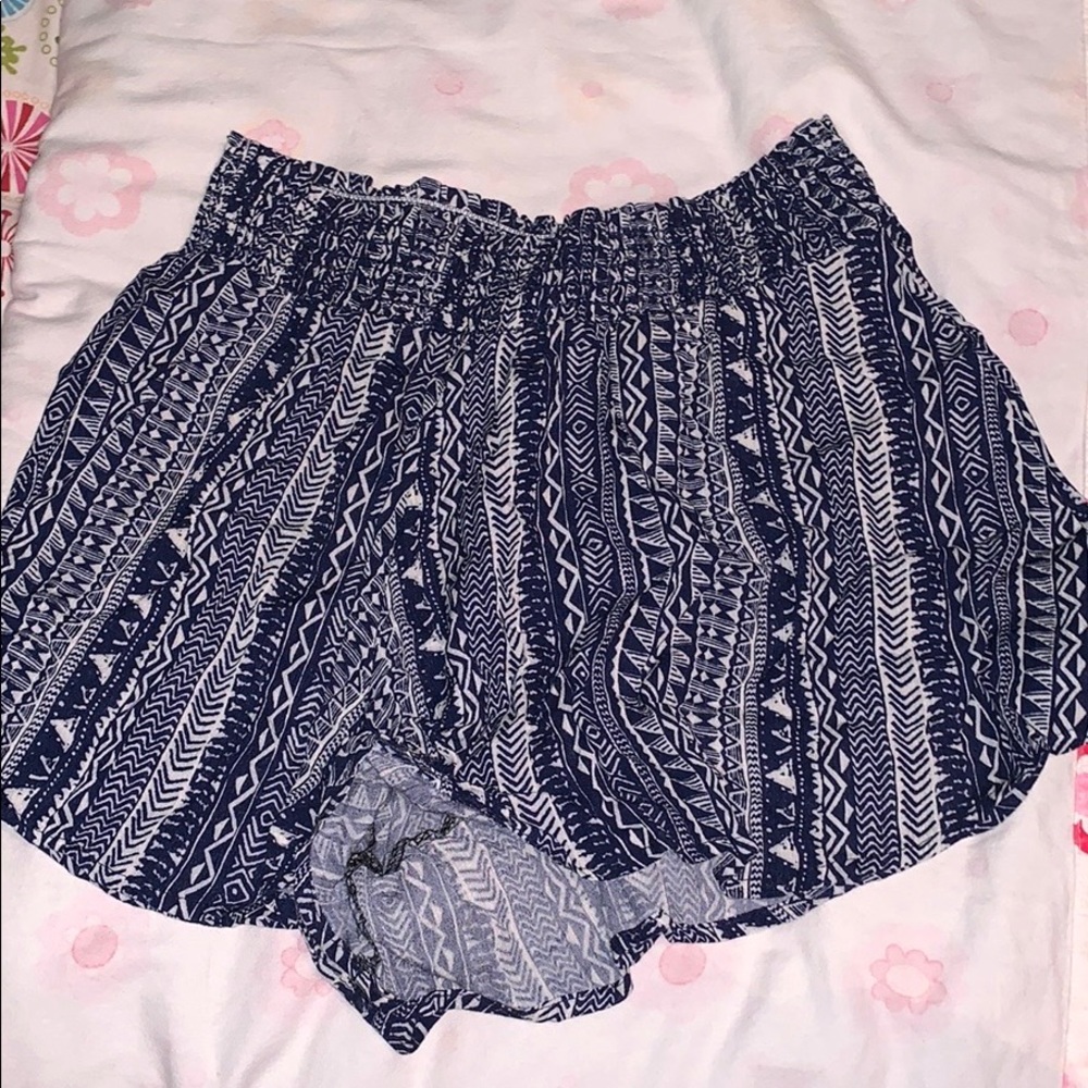 Flow shorts